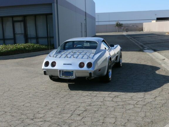 1976 Chevy Corvette Stingray - Image 7