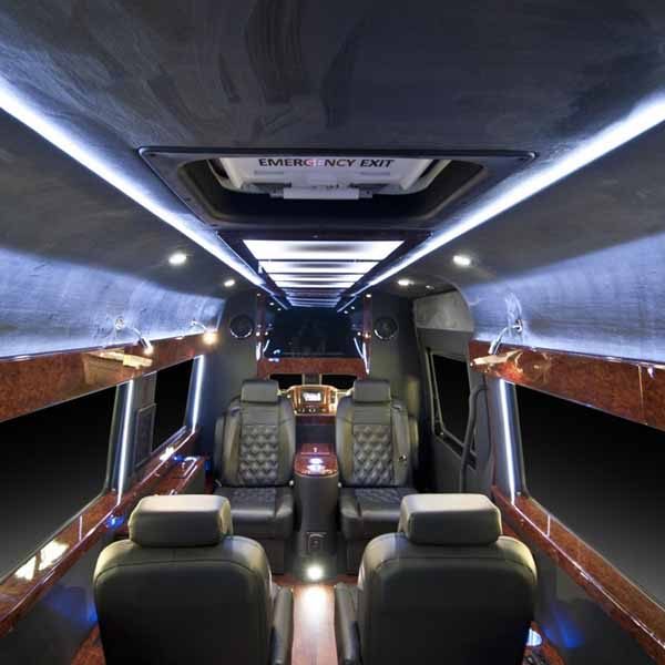 Battisti Customs Sprinter Business Class 11