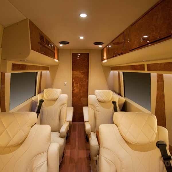 Battisti Customs Sprinter Business Class 6