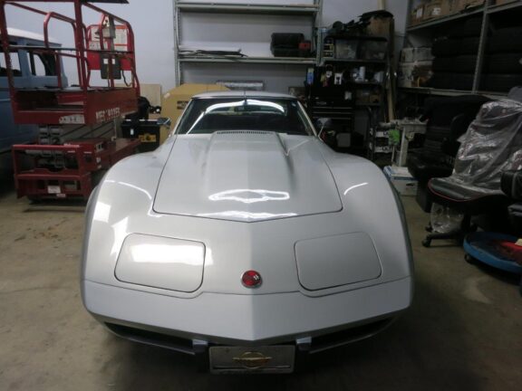 1976 Chevy Corvette Stingray - Image 2