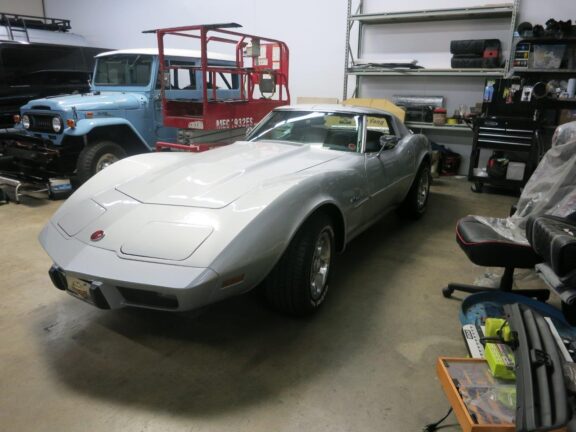 1976 Chevy Corvette Stingray - Image 3