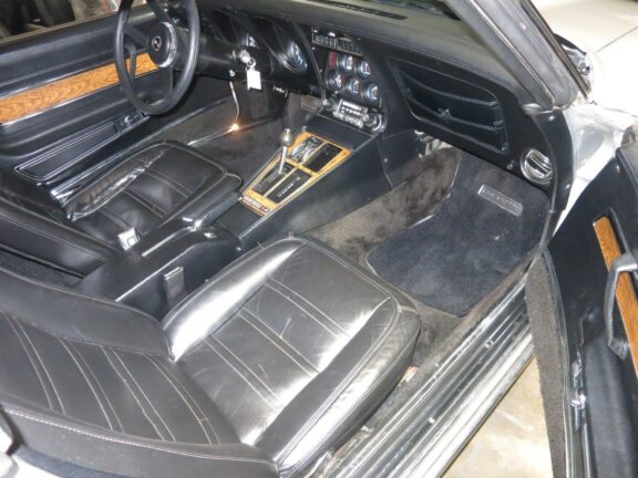 1976 Chevy Corvette Stingray - Image 7