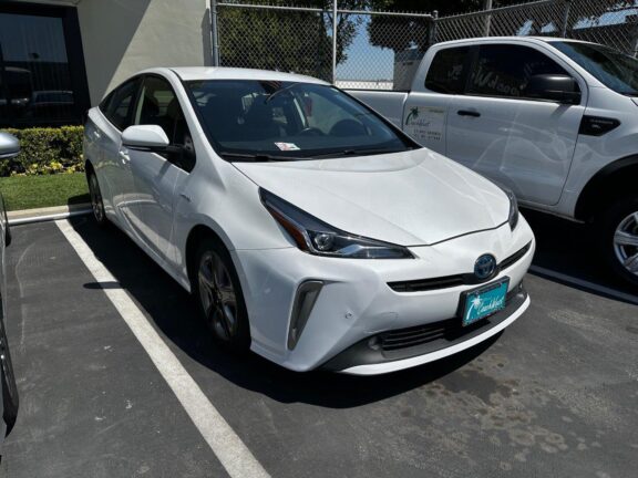 2022 Toyota Prius XLE Hybrid 4-Door Hatchback - Image 15