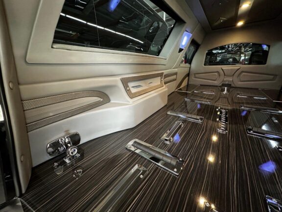 2024 Cadillac MK Coach XT6 Grand Legacy Hearse - Image 11