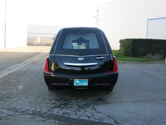 2018 Cadillac Superior Coach XTS Hearse - Image 6