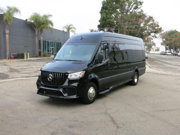 2024 Mercedes Benz Executive Coach Sprinter Limousine - Image 17