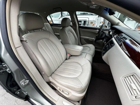 2007 Buick Lucerne CXL 4-Door Sedan - Image 16