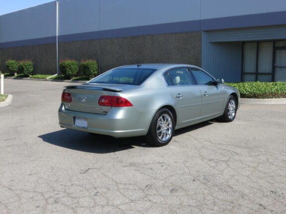 2007 Buick Lucerne CXL 4-Door Sedan - Image 4