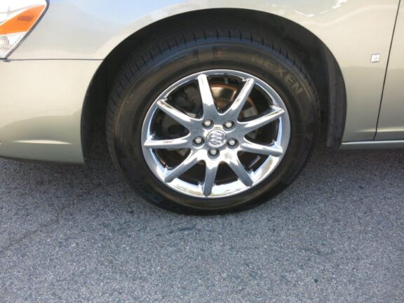 2007 Buick Lucerne CXL 4-Door Sedan - Image 9