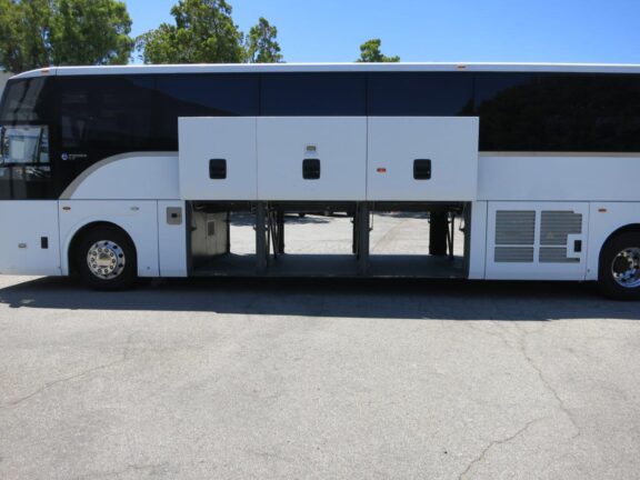 2016 Temsa TS45 Motorcoach - Image 18