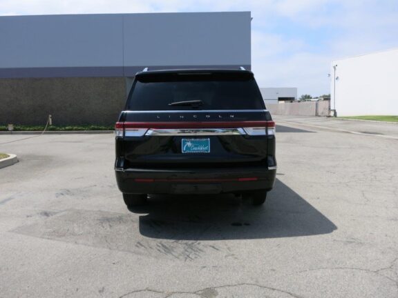 2024 Lincoln Navigator L Reserve SUV - Image 4