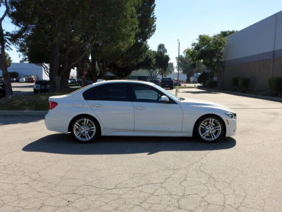 2014 BMW 3 Series 328i Sedan - Image 5