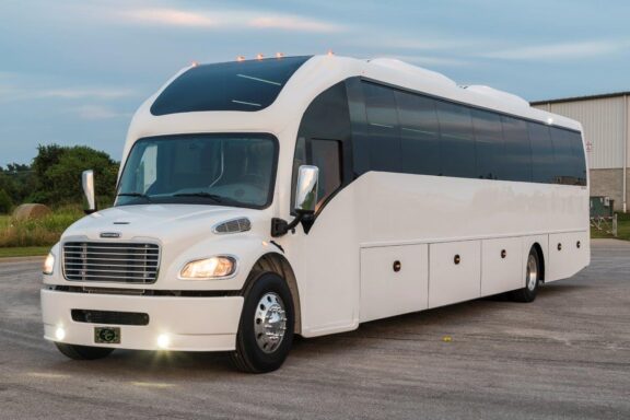 2025 Freightliner Executive Coach SuperCoach XL Passenger Bus - Image 6