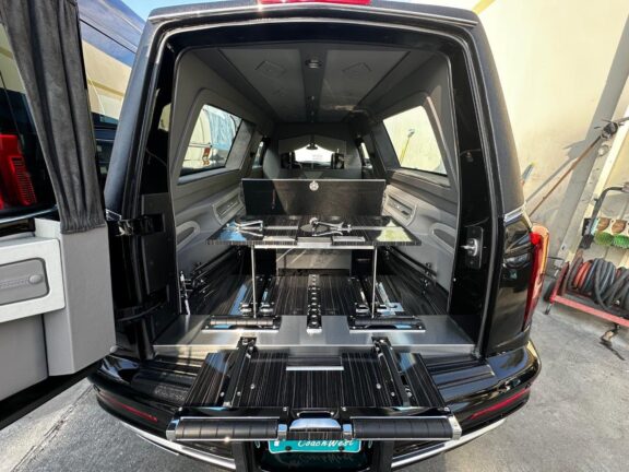 2025 Cadillac MK Coach XT6 Grand Legacy Limited Hearse - Image 13