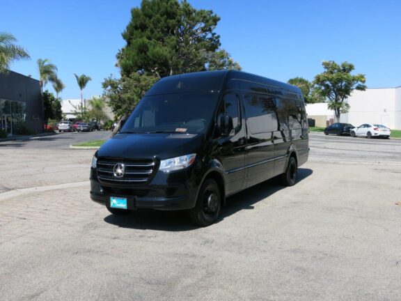 2019 Mercedes Benz Bespoke Coach Sprinter Shuttle - Image 12