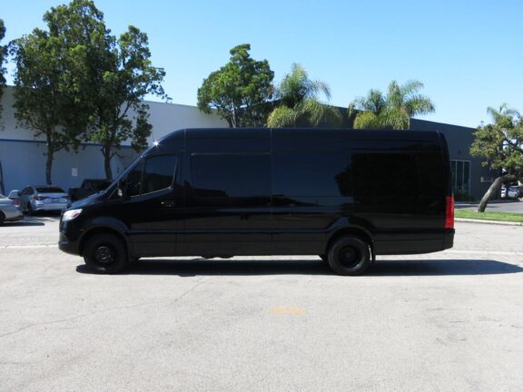 2019 Mercedes Benz Bespoke Coach Sprinter Shuttle - Image 13