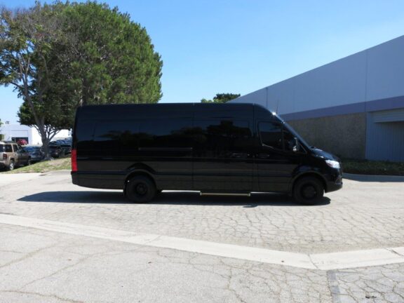 2019 Mercedes Benz Bespoke Coach Sprinter Shuttle - Image 15