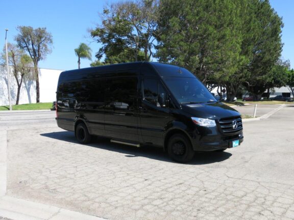 2019 Mercedes Benz Bespoke Coach Sprinter Shuttle - Image 16
